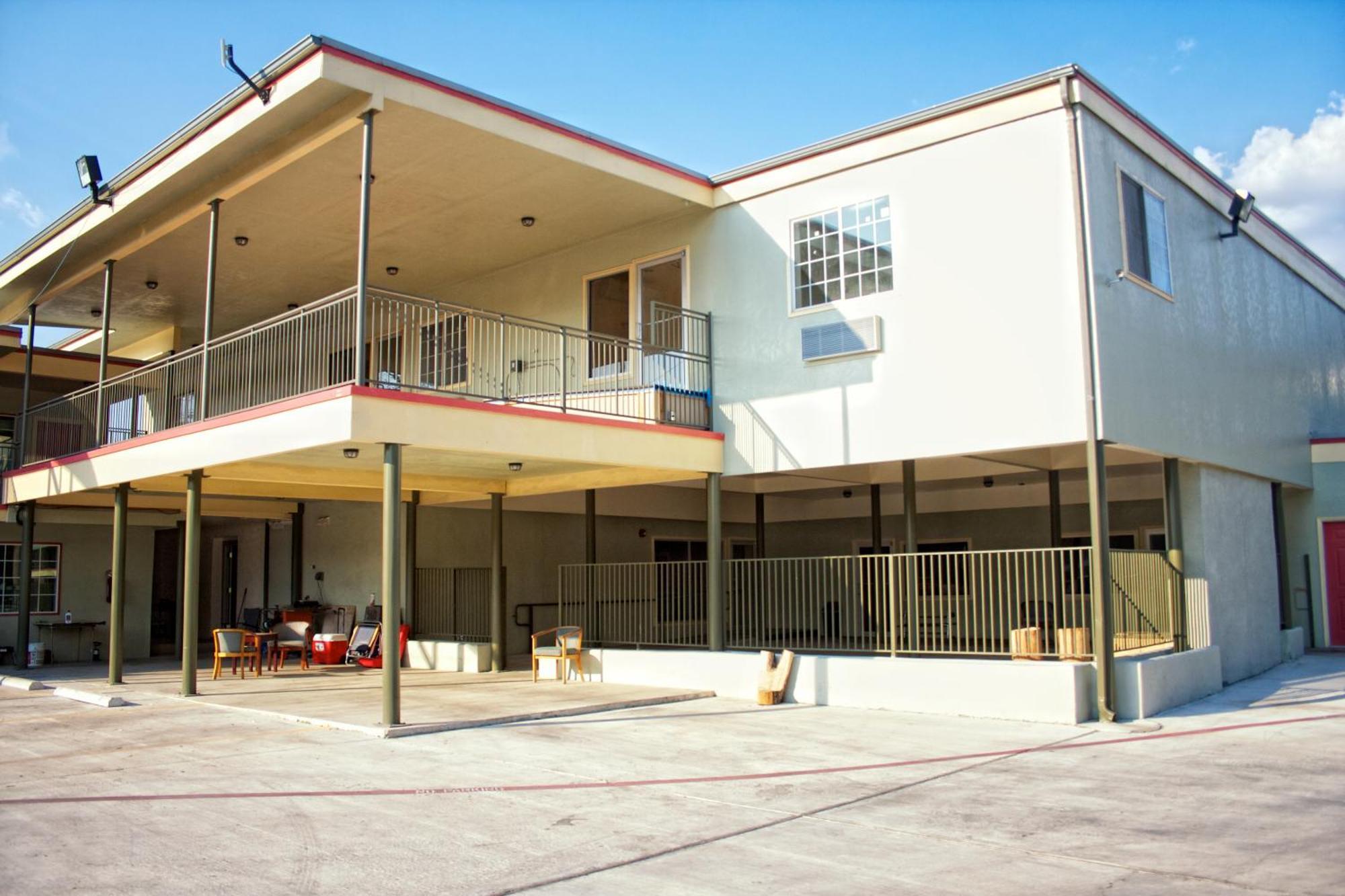 Whispering Palms Inn 델리오 외부 사진